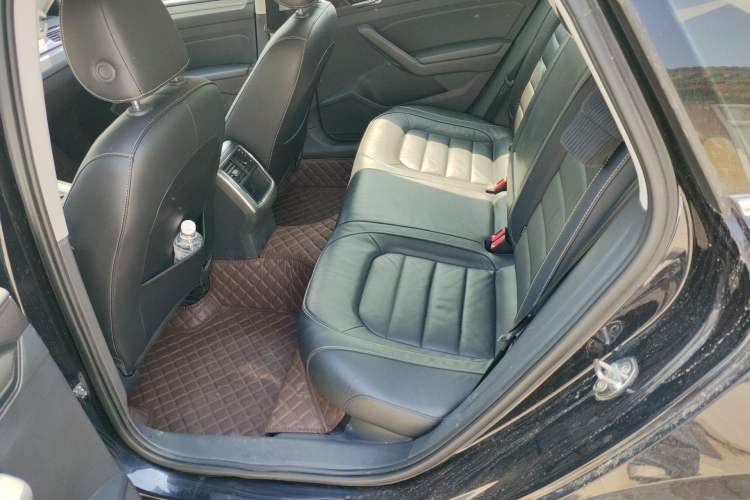 Used Volkswagen Passat 2017 280TSI DSG Luxury Edition Left Rear Seat