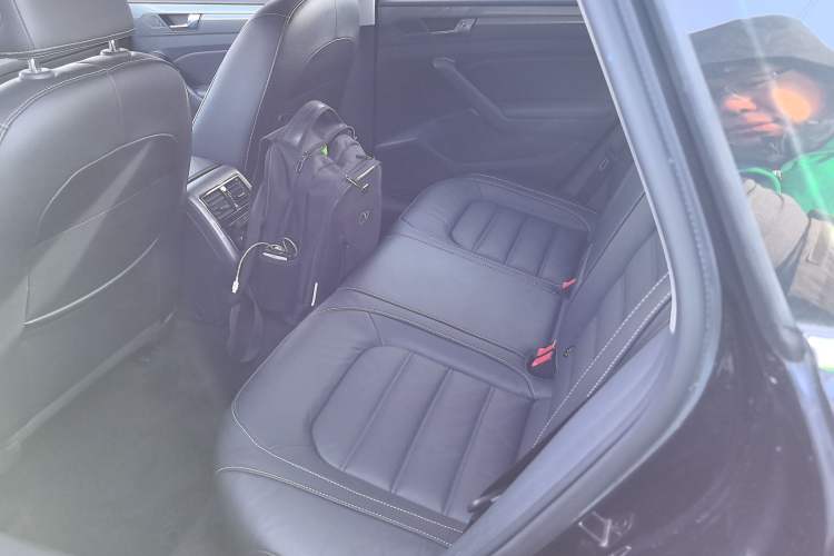 Used Volkswagen Passat 2017 330TSI DSG Luxury Edition Left Rear Seat