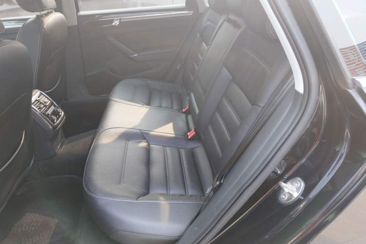 Used Volkswagen Passat 2017 330TSI DSG Prestige Edition Left Rear Seat