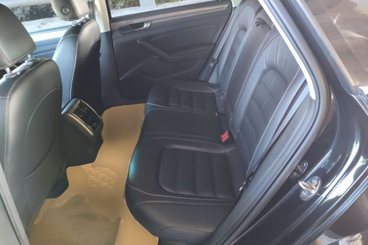 Used Volkswagen Passat 2017 330TSI DSG Luxury Edition Left Rear Seat