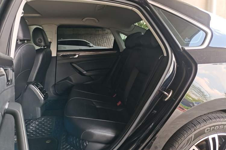 Used Volkswagen Passat 2017 330TSI DSG Prestige Edition Left Rear Seat