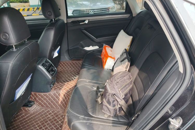 Used Volkswagen Passat 2017 330TSI DSG Luxury Edition Left Rear Seat