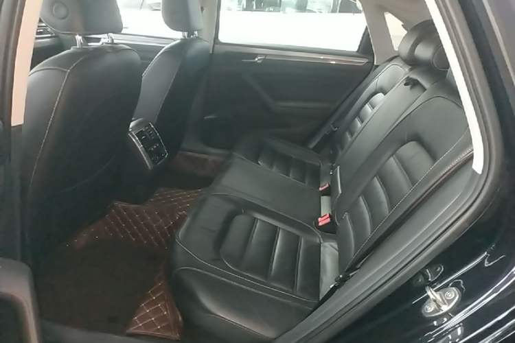 Used Volkswagen Passat 2017 330TSI DSG Luxury Edition Left Rear Seat