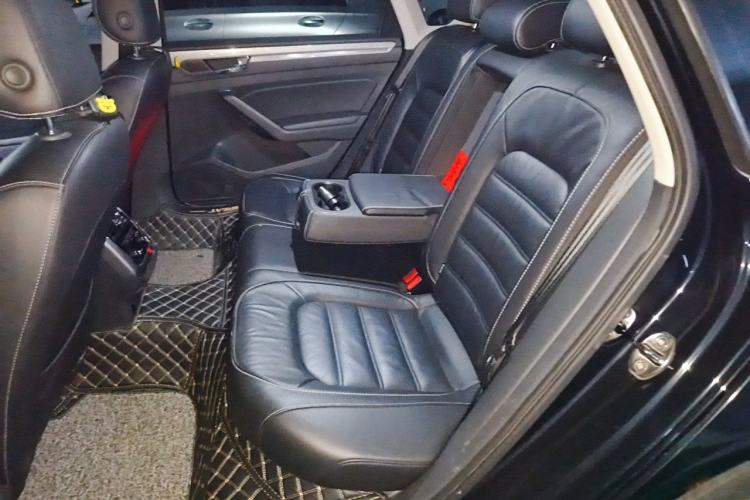 Used Volkswagen Passat 2017 330TSI DSG Luxury Edition Left Rear Seat