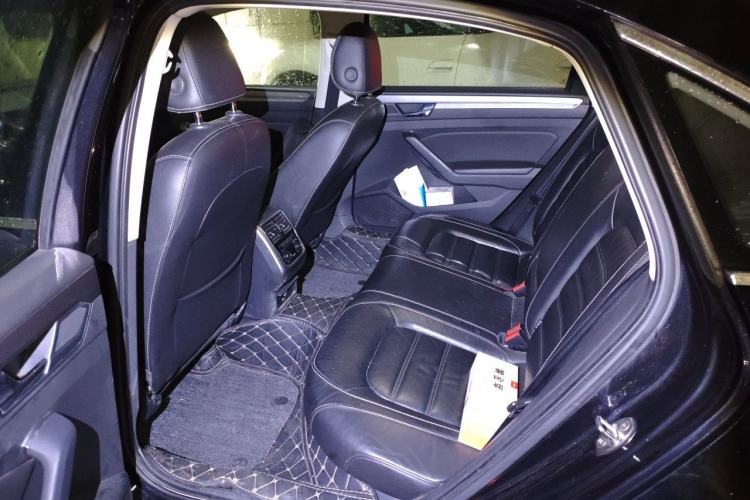 Used Volkswagen Passat 2017 330TSI DSG Luxury Edition Left Rear Seat