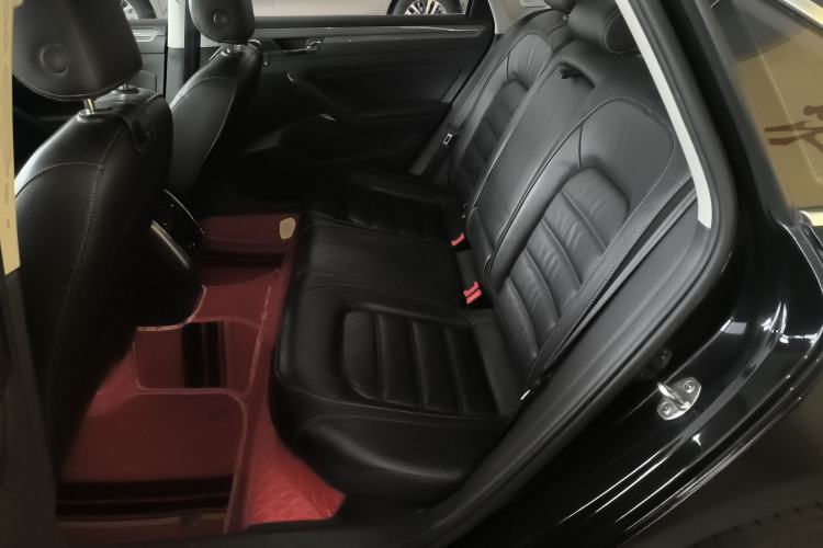 Used Volkswagen Passat 2017 330TSI DSG Luxury Edition Left Rear Seat