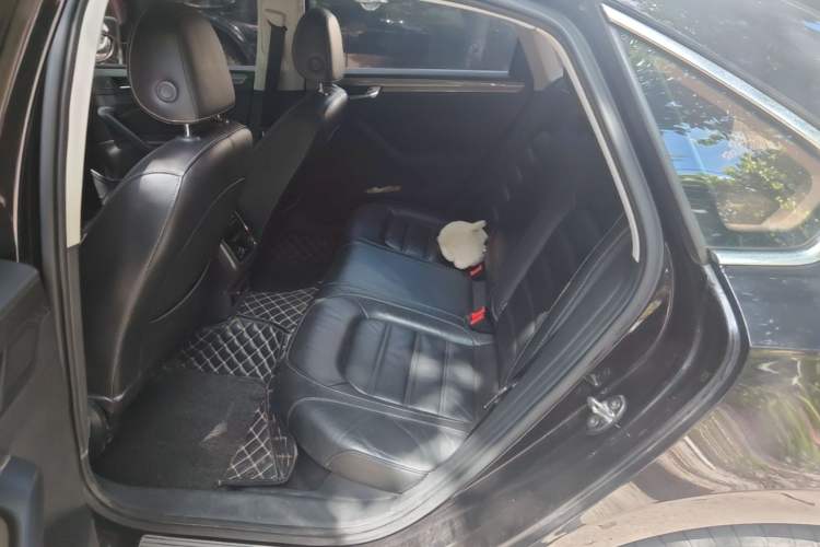 Used Volkswagen Passat 2017 330TSI DSG Luxury Edition Left Rear Seat