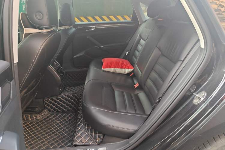 Used Volkswagen Passat 2017 330TSI DSG Prestige Edition Left Rear Seat
