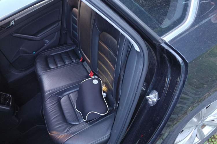 Used Volkswagen Passat 2017 330TSI DSG Luxury Edition Left Rear Seat