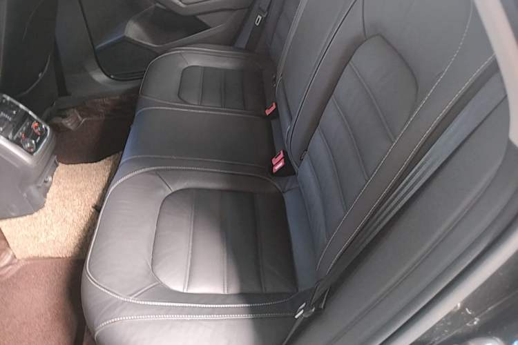 Used Volkswagen Passat 2017 330TSI DSG Luxury Edition Left Rear Seat