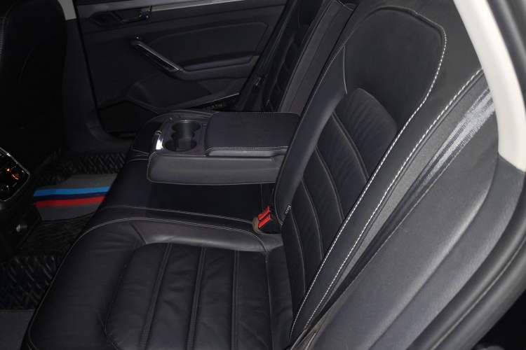 Used Volkswagen Passat 2017 330TSI DSG Luxury Edition Left Rear Seat