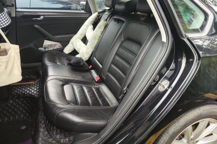 Used Volkswagen Passat 2017 280TSI DSG Luxury Edition Left Rear Seat