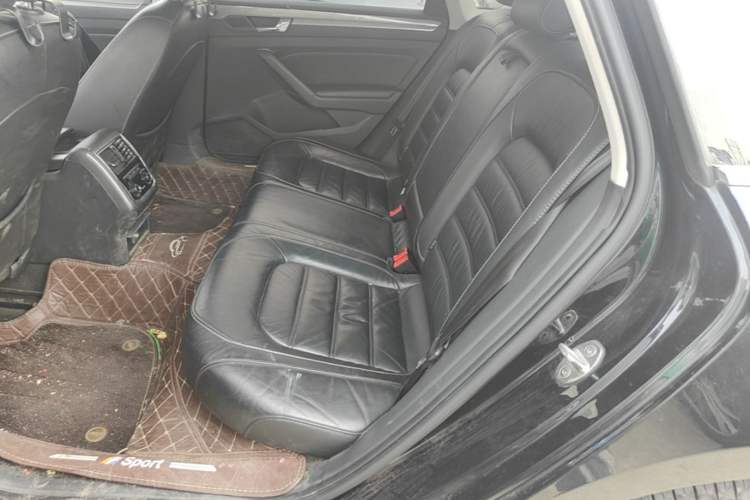 Used Volkswagen Passat 2017 330TSI DSG Luxury Edition Left Rear Seat