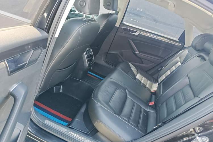 Used Volkswagen Passat 2017 330TSI DSG Prestige Edition Left Rear Seat