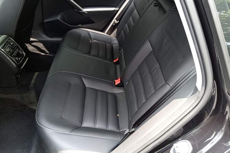 Used Volkswagen Passat 2017 330TSI DSG Prestige Edition Left Rear Seat