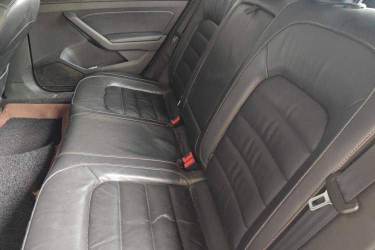 Used Volkswagen Passat 2017 280TSI DSG Luxury Edition Left Rear Seat