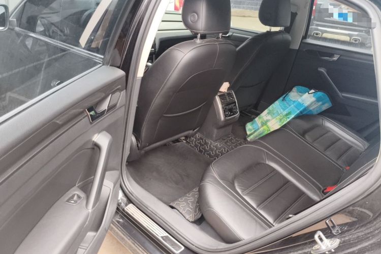 Used Volkswagen Passat 2017 330TSI DSG Luxury Edition Left Rear Seat