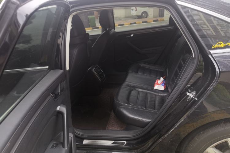 Used Volkswagen Passat 2017 330TSI DSG Luxury Edition Left Rear Seat