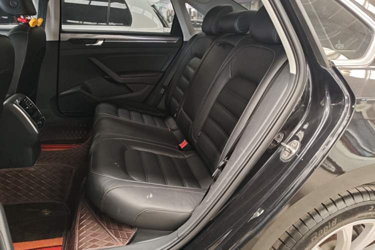 Used Volkswagen Passat 2017 330TSI DSG Luxury Edition Left Rear Seat
