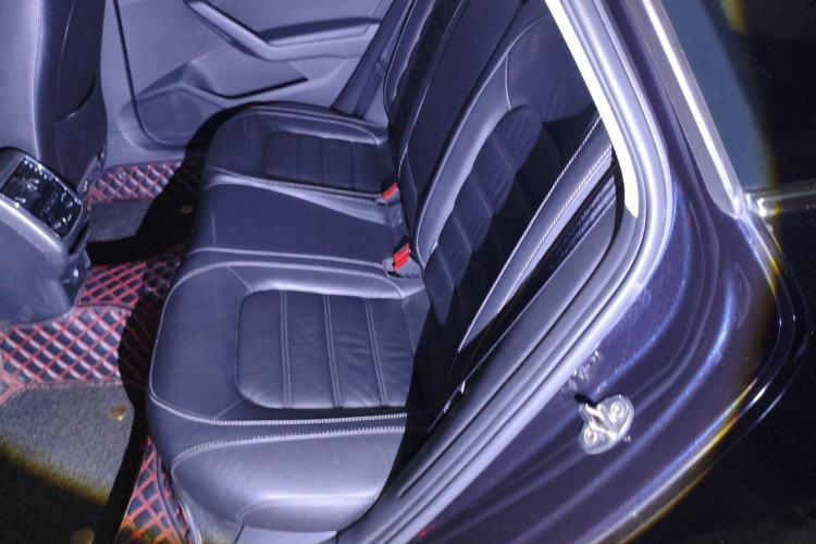 Used Volkswagen Passat 2017 330TSI DSG Luxury Edition Left Rear Seat