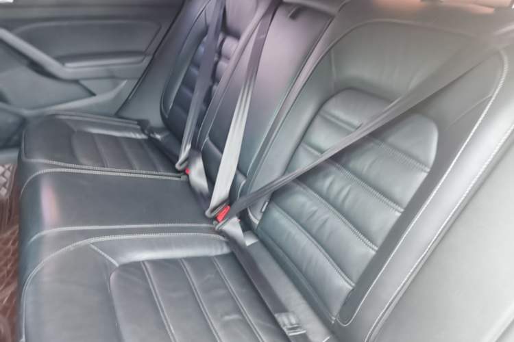 Used Volkswagen Passat 2017 330TSI DSG Luxury Edition Left Rear Seat