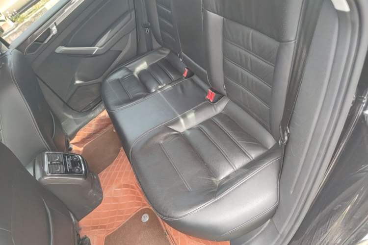 Used Volkswagen Passat 2017 330TSI DSG Prestige Edition Left Rear Seat