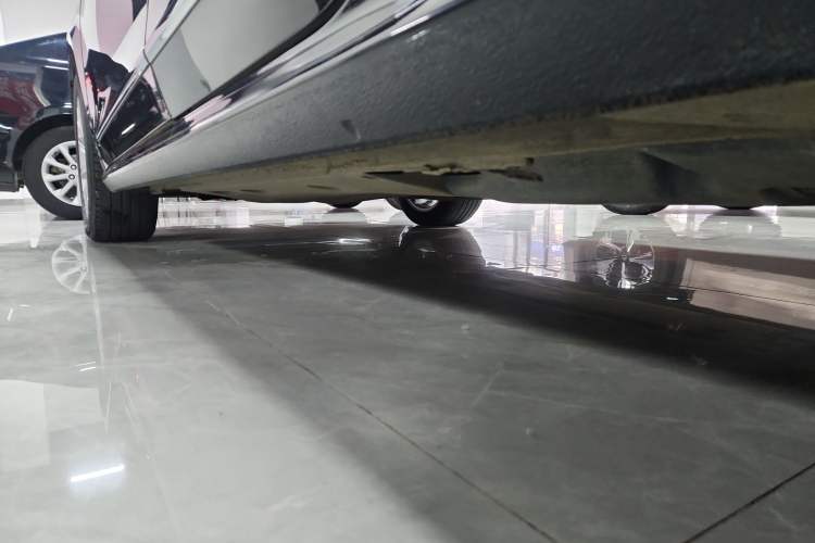 Used Volkswagen Passat 2017 280TSI DSG Luxury Edition Left Side Sill