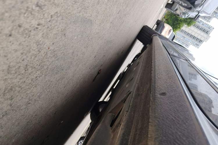 Used Volkswagen Passat 2017 330TSI DSG Luxury Edition Left Side Sill