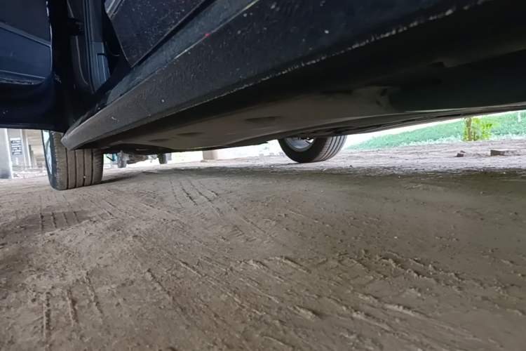 Used Volkswagen Passat 2017 330TSI DSG Luxury Edition Left Side Sill