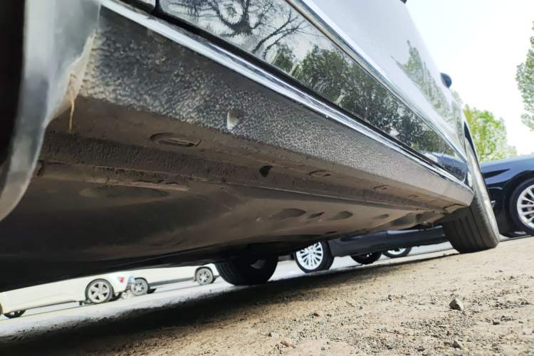 Used Volkswagen Passat 2017 280TSI DSG Luxury Edition Left Side Sill