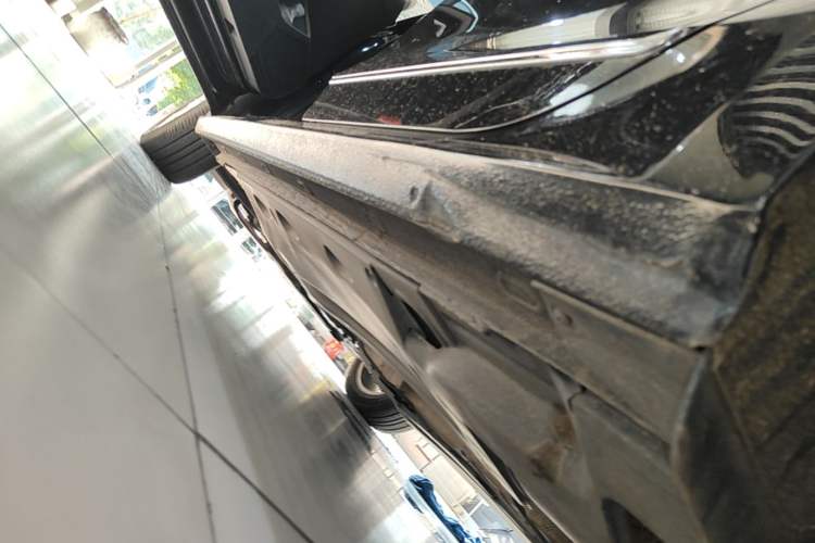 Used Volkswagen Passat 2017 330TSI DSG Luxury Edition Left Side Sill