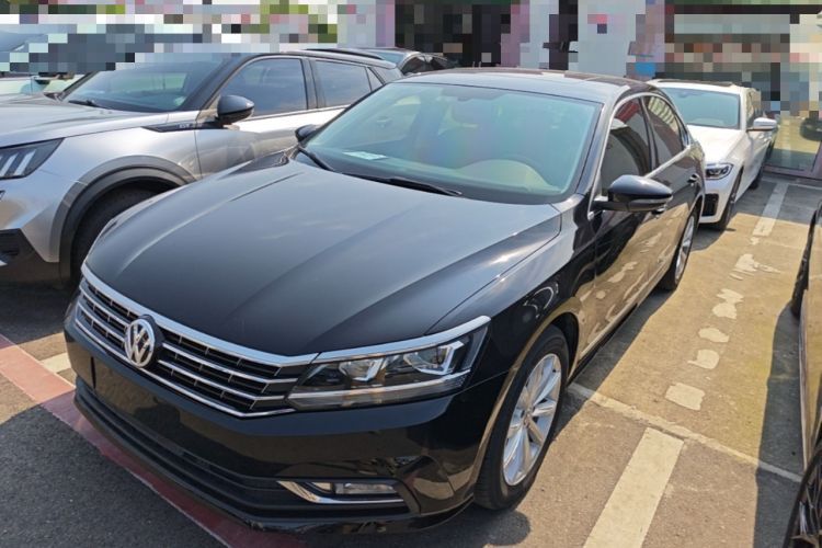 Used Volkswagen Passat 2017 330TSI DSG Luxury Edition Guazi used car, China used car export, Used car for sale, Used  cars, Cheapest cars for sale