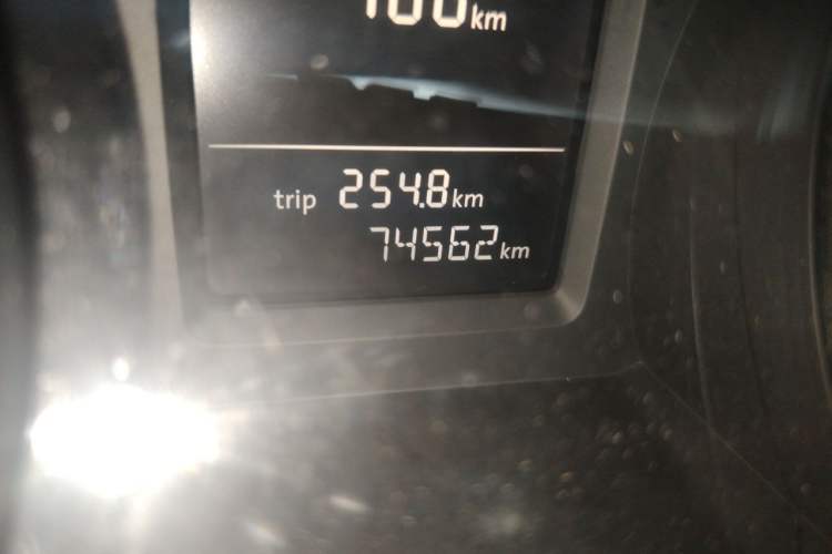 Used Volkswagen Passat 2017 1.8TSI DSG Government Procurement Version (CEA Engine) Odometer Close Up