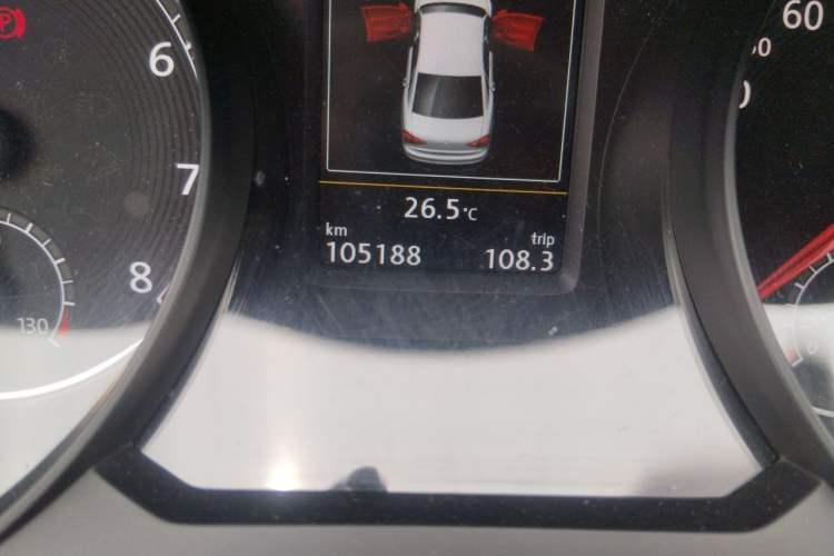 Used Volkswagen Passat 2017 330TSI DSG Prestige Edition Odometer Close Up