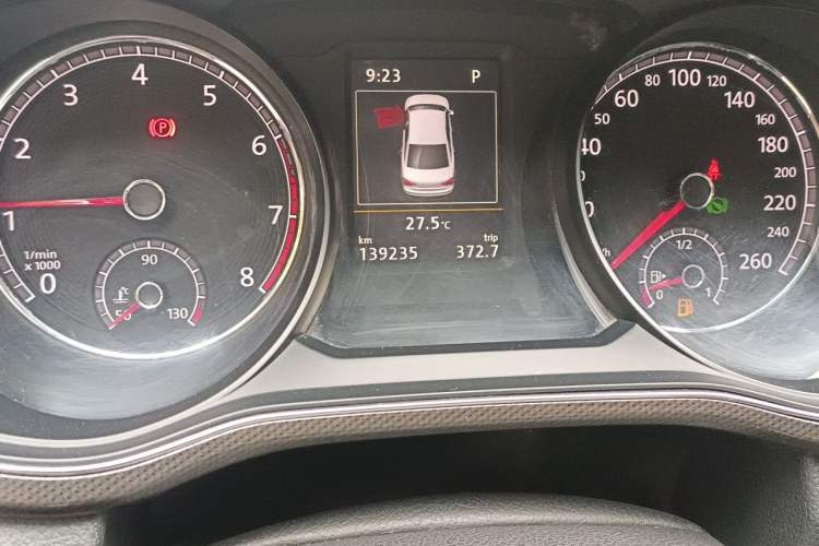 Used Volkswagen Passat 2017 330TSI DSG Prestige Edition Odometer Close Up