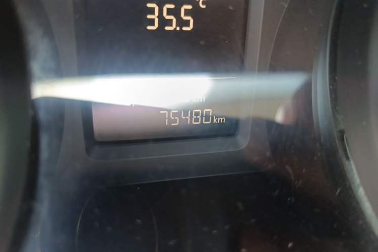 Used Volkswagen Passat 2017 1.8TSI DSG Government Procurement Version (CEA Engine) Odometer Close Up