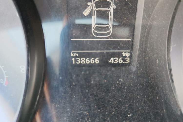 Used Volkswagen Passat 2017 330TSI DSG Luxury Edition Odometer Close Up
