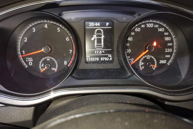Used Volkswagen Passat 2017 280TSI DSG Luxury Edition Odometer Close Up