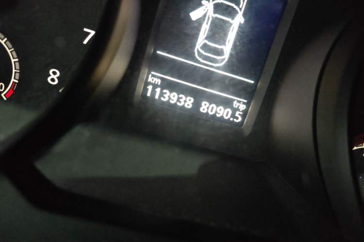 Used Volkswagen Passat 2017 330TSI DSG Luxury Edition Odometer Close Up