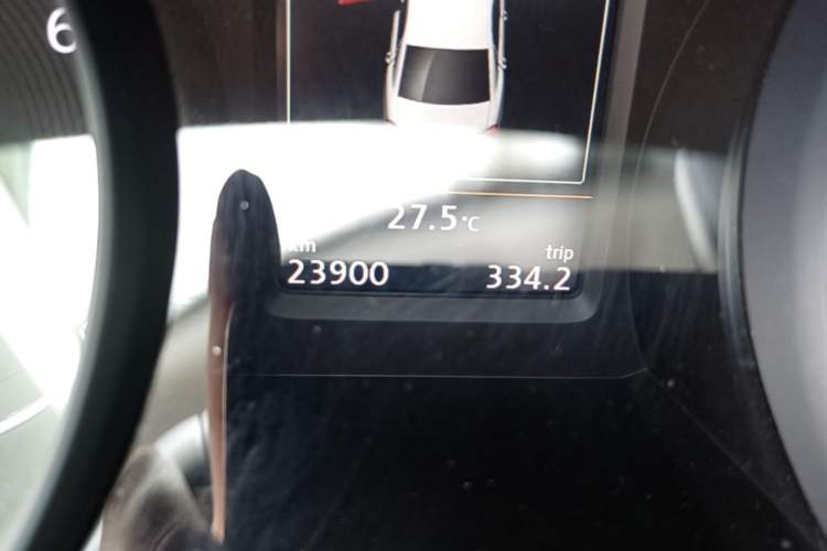 Used Volkswagen Passat 2017 330TSI DSG Prestige Edition Odometer Close Up