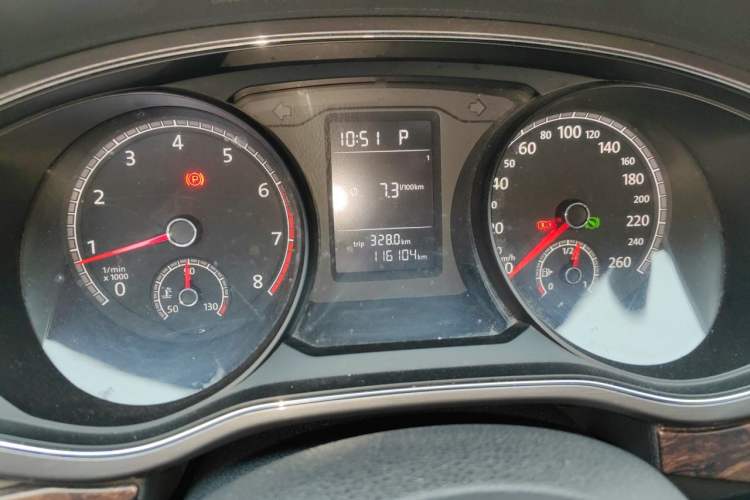 Used Volkswagen Passat 2017 1.8TSI DSG Government Procurement Version (CEA Engine) Odometer Close Up