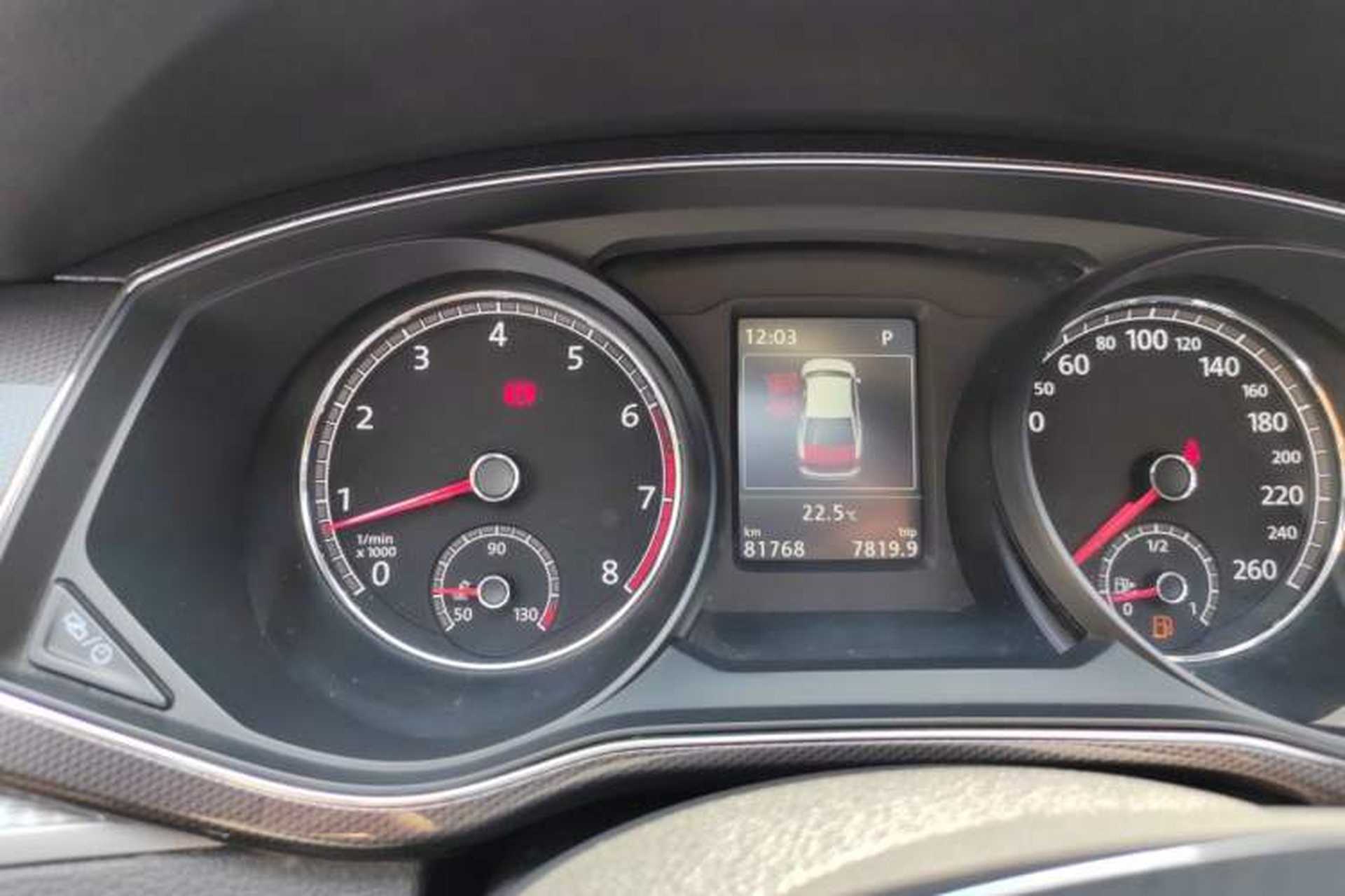 Used Volkswagen Passat 2017 330TSI DSG Prestige Edition Odometer Close Up