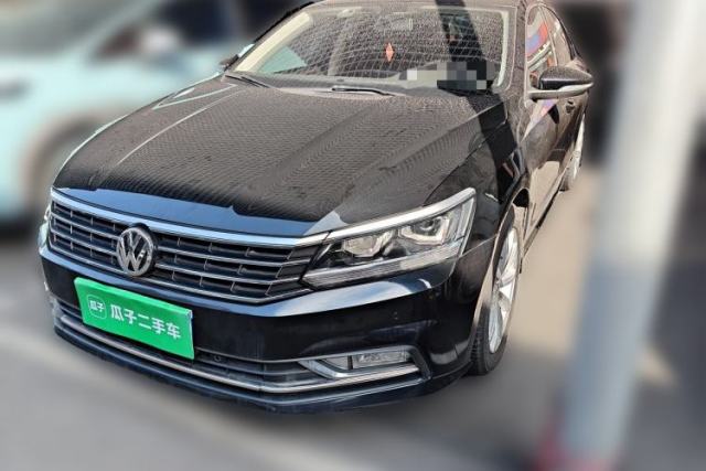 Ojetý Volkswagen Passat 2017 330TSI DSG Luxury Edition
