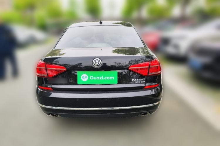 Used Volkswagen Passat 2017 330TSI DSG Luxury Edition Rear