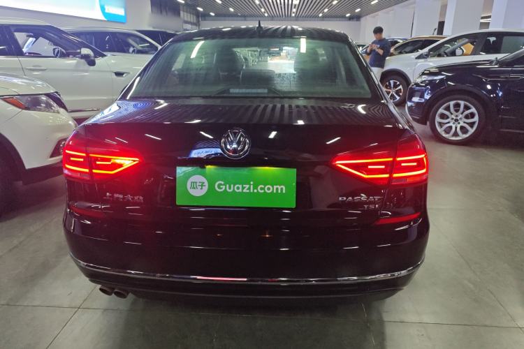 Used Volkswagen Passat 2017 280TSI DSG Luxury Edition Rear