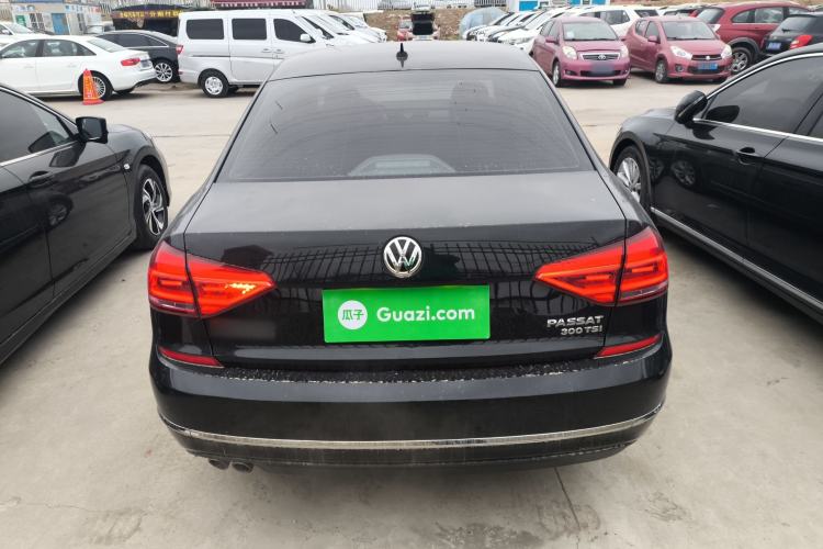 Used Volkswagen Passat 2017 330TSI DSG Luxury Edition Rear