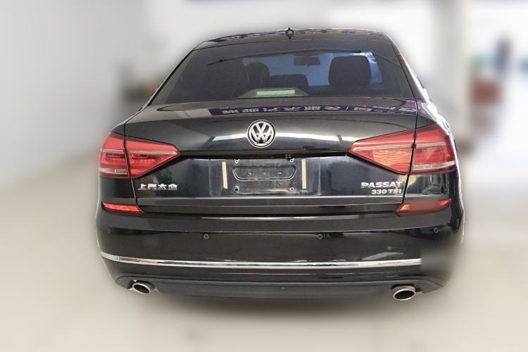 Used Volkswagen Passat 2017 330TSI DSG Luxury Edition Rear