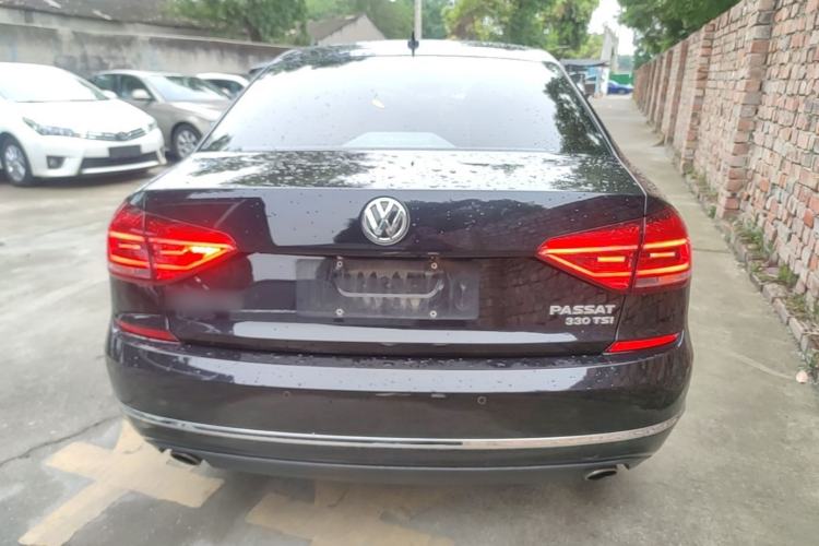Used Volkswagen Passat 2017 330TSI DSG Luxury Edition Rear