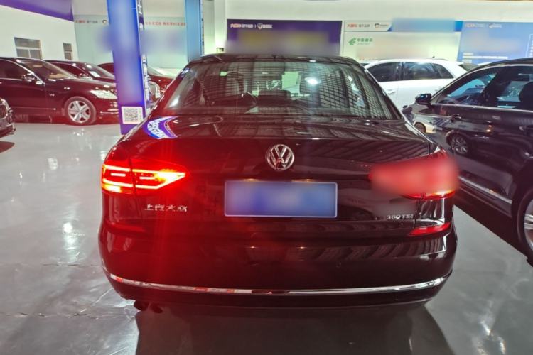 Used Volkswagen Passat 2017 280TSI DSG Luxury Edition Rear