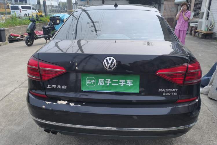 Used Volkswagen Passat 2017 280TSI DSG Luxury Edition Rear